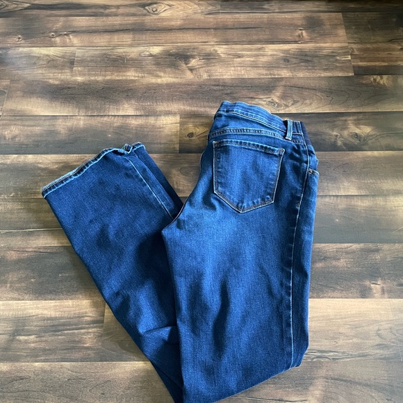 Old navy maternity low panel bootcut jeans - Picture 6 of 6